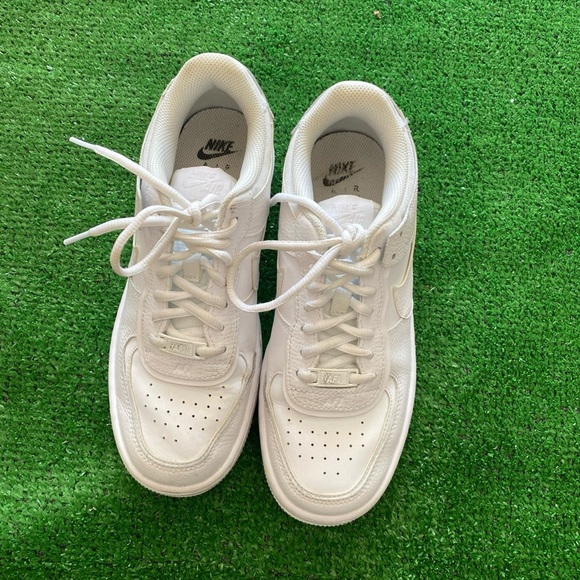 Nike Air Force 1 Shadow Triple White Sneakers Shoes CI0919-100 Size 7.5 X-13 - Picture 2 of 10